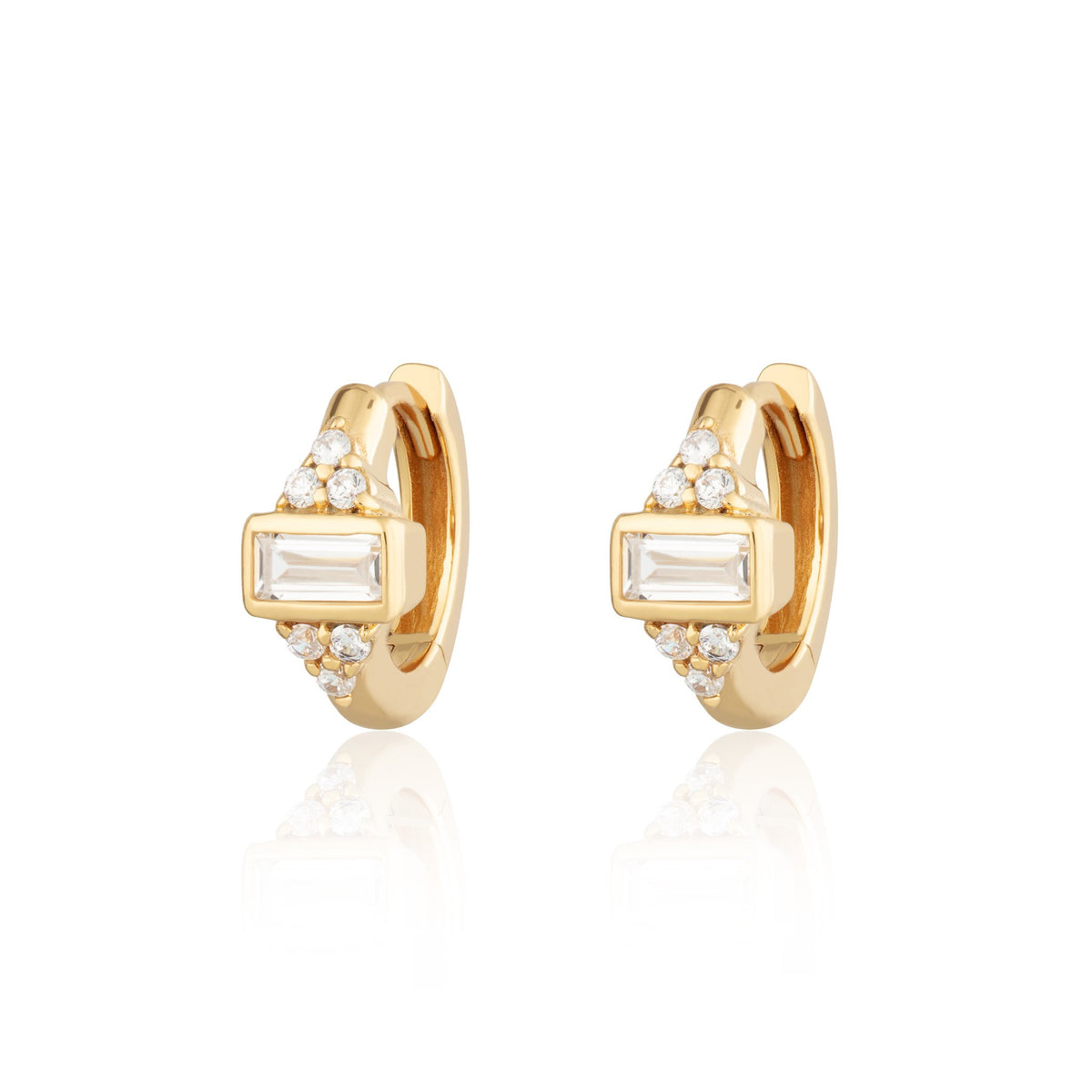 Audrey Huggie Earrings Clear Stones