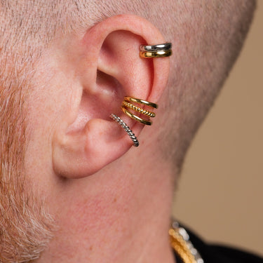 Ear cuff singolo piccolo con tripla fascia attorcigliata